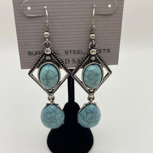 Beautiful Set of Earrings!